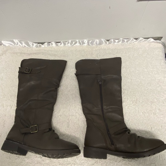 Rue 21 Light Brown Faux Leather Knee Buckle Strap Zip Boots women’s L 8-9 - Picture 8 of 13